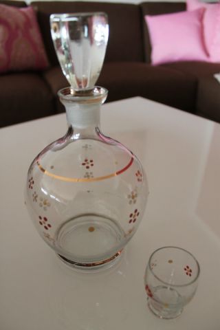 Alte Kleine Glas Karaffe LikÖrkaraffe Plus 1 GlÄschen Handbemalt Bild