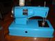 Kinder - Nähmaschine Mit Handbetrieb Aus Den 1950er Bis 60er Jahren,  Casige,  Blau Original, gefertigt 1945-1970 Bild 1