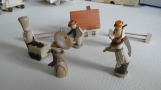 Dörfliches Leben Seiffener - Miniatur - Sammelsortiment Dregeno Bild
