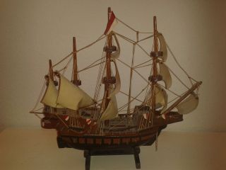 Segelschiff Segelboot Schiffmodell Standmodell Uralt Handarbeit Holz Bild
