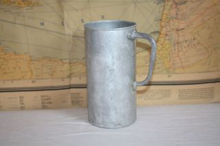Alter Antiker Maßkrug Mit Henkel Nieselmaß Meßbecher Ca.  1 Liter Zink,  Rollenspiel Bild