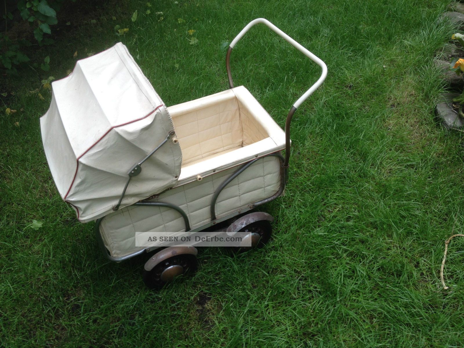 Sehr Alter Puppenwagen Kinder Familie Pädagogik Motorik Natur Kreativität Puppenwagen Bild