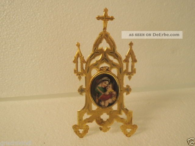 Alter Wunderschöner Standrahmen Mit Maria Mit Kind Aus Porzellan Um 1900 Rel. Andenken & Mitbringsel Bild