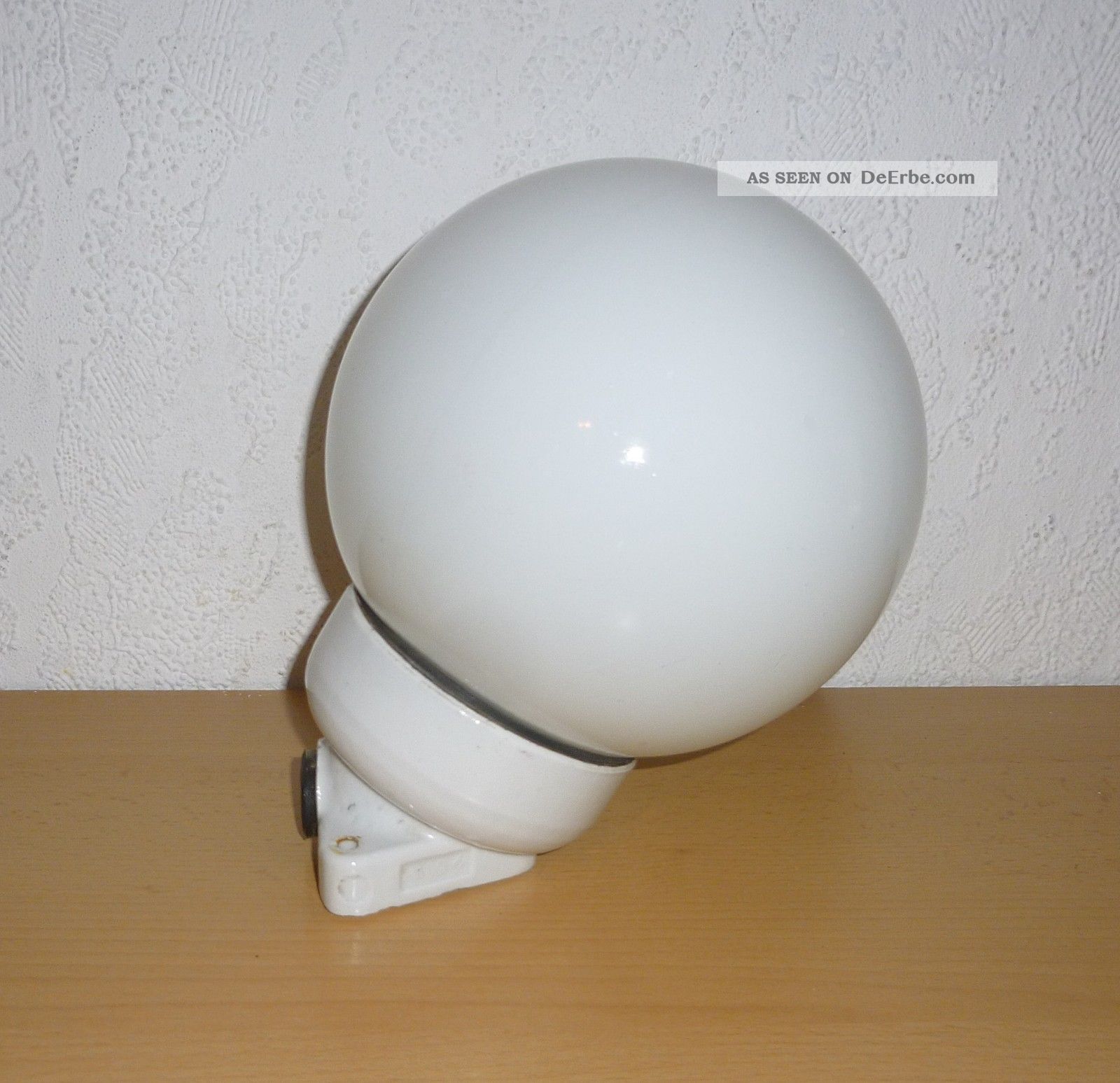 Alte Glaskolbenlampe Porzellan Feuchtraumlampe Jugendstil Art Deco Loft Original, vor 1960 gefertigt Bild