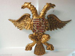 Alter Grosser Holzgeschnitzter Doppelkopfadler Mit Wappen Um 1900 Bild