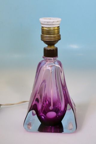 Belgien Kleine Violette Tischlampe Lampenfuß Val St.  Lambert,  20,  5 Cm,  Label Bild
