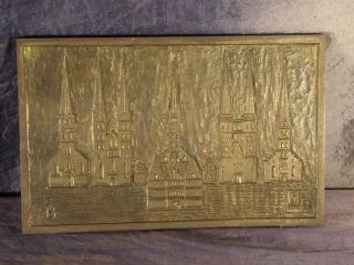 Lübeck,  Stadtsilhouette,  Bronze/metallguss,  Sb,  Mf,  Um 1960 Bild
