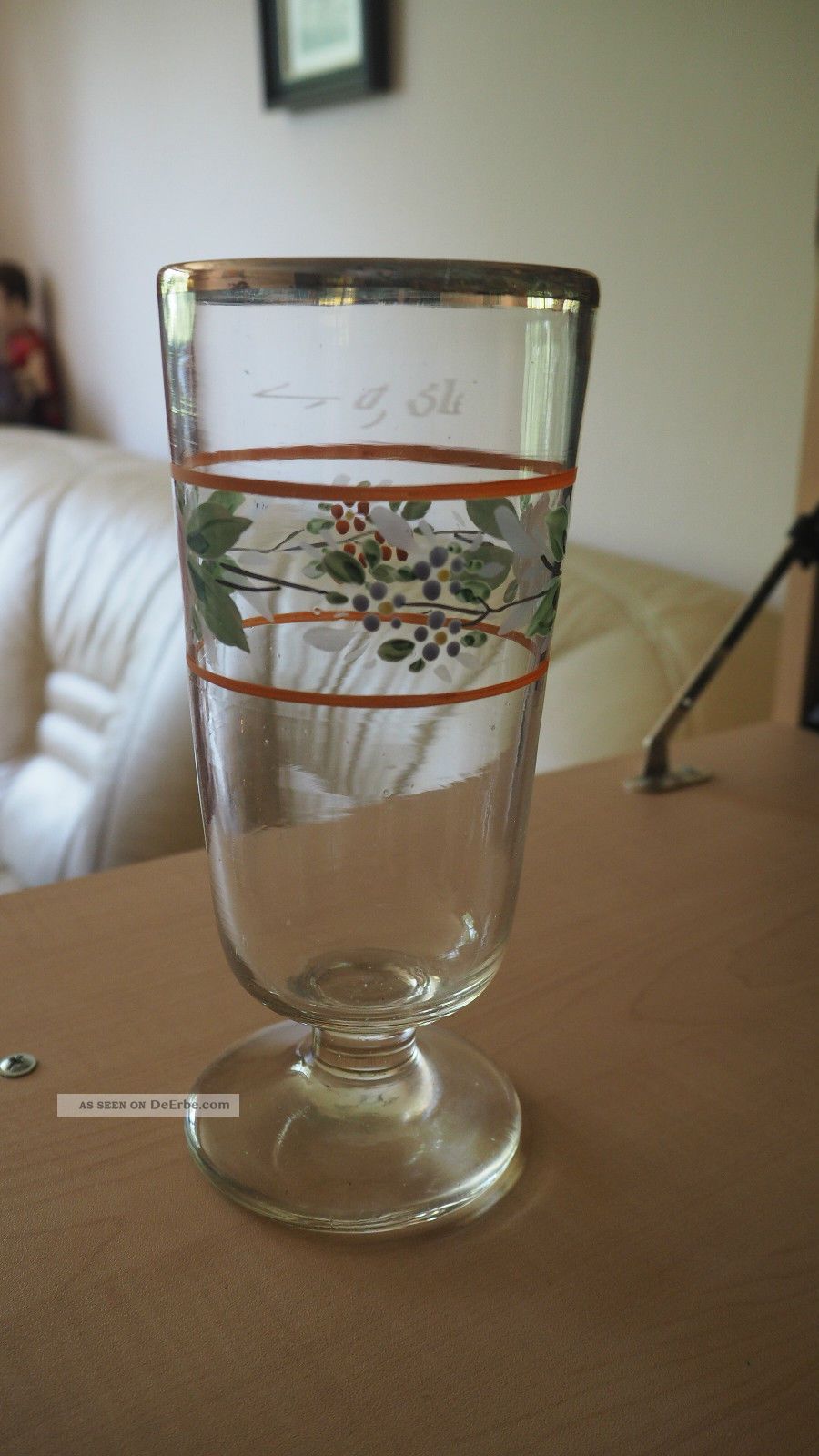 Altes Bauernglas Bemalt 0,  5 Ltr Mit Rosenbemalt Goldrand Sammler Liebhaber Glas & Kristall Bild