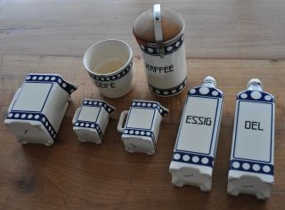 7 Alte Küchengefäße Korbmarke Oel - Und Essigflaschen,  3 X Kännchen,  Kaffeedose Bild