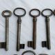17 Alte Schlüssel Bartschlüssel 10 - 12cm Türschlüssel Möbelschlüssel Original, vor 1960 gefertigt Bild 2