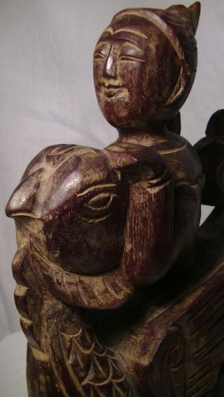 Schöne,  Alte Figur Skulptur Asien Holz Schnitzerei Reiter Vogel Fabelwesen Antik Bild