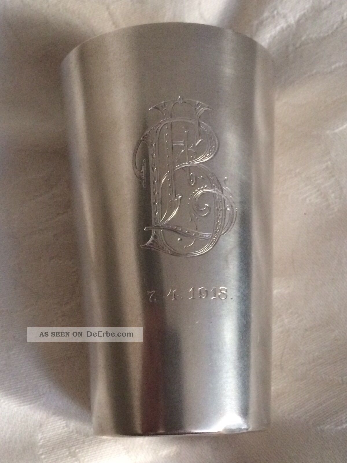 Silber 800 Antiker Silberbecher,  Gravur 1918 Und Verschlungenes Monogramm Objekte vor 1945 Bild