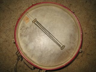 Alte Trommel Rot Weiß Braun Für Dekoration Oder Musikinstrument Bild