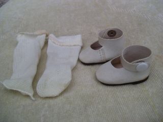 Alte Puppenkleidung Schuhe Vintage White Shoes White Socks 45 Cm Doll 5 Cm Bild