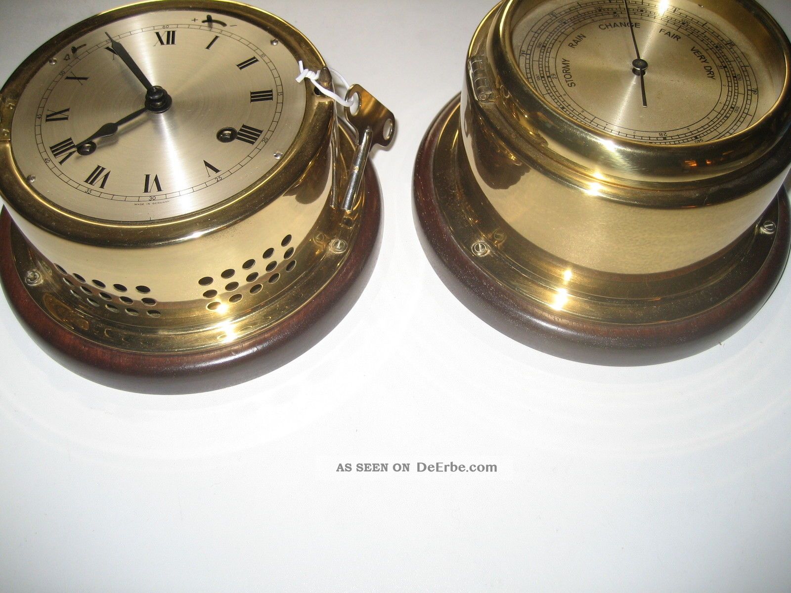 Dekorative Sammlung Glasenuhr, Barometer, Thermometer Und Hygrometer