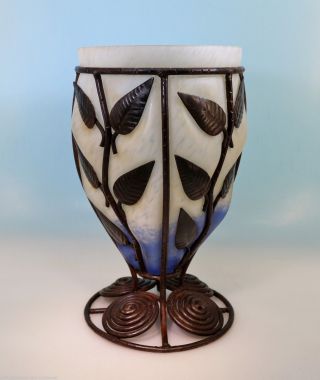 Große Art Deco Pate De Verre Vase Majorelle Stil In Eisen Montur Geblasen France Bild