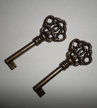 2 Alte Möbelschlüssel Schrankschlüssel Vitrinen - Schrank Kommoden Möbel Schlüssel Bild