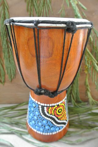Djembe / Holz / Trommel / Instrument / Drum / Musik Schlag Instrument / 4087 Bild