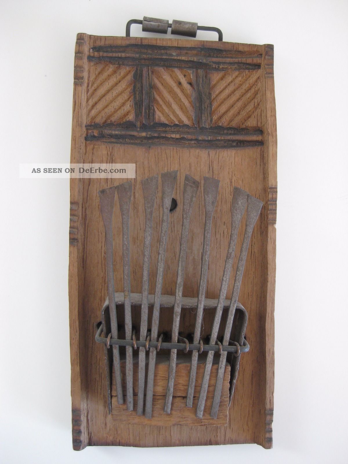 Altes Musikinstrument Aus Holz Und Metall,  Asiatisch? Musikinstrumente Bild