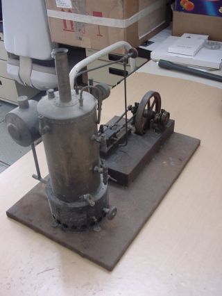 Antik - Stehende Dampfmaschine Einzelschtück Rarität Bild
