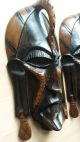 Afrikanische Holzmasken (2 Stück) Aus Kenia,  22cm Hoch Entstehungszeit nach 1945 Bild 2