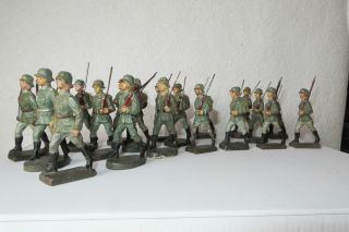 19 Massefiguren,  7,  5 Cm,  Wehrmachtsoldaten 