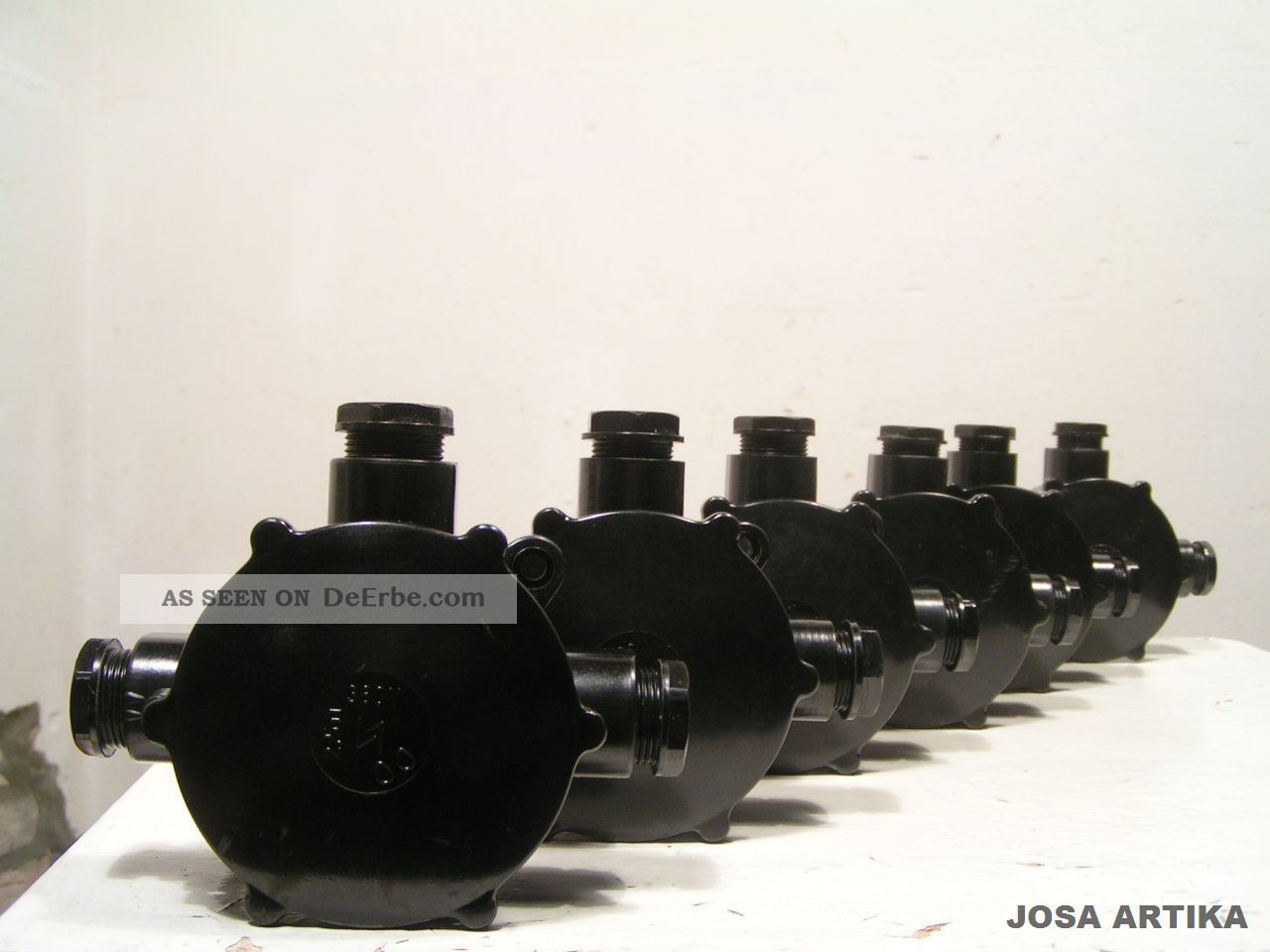 Verteilerdose Bakelit Verteiler Bakelitverteiler Rund Industrielampe Elektrik Original, vor 1960 gefertigt Bild
