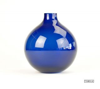 Blaue Kugel Vase Aus Glas Blumenvase 50 / 60er Bild