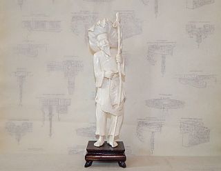 Antike Bein Figur China Um 1900 Auf Holz Sockel Sehr Fein Bild