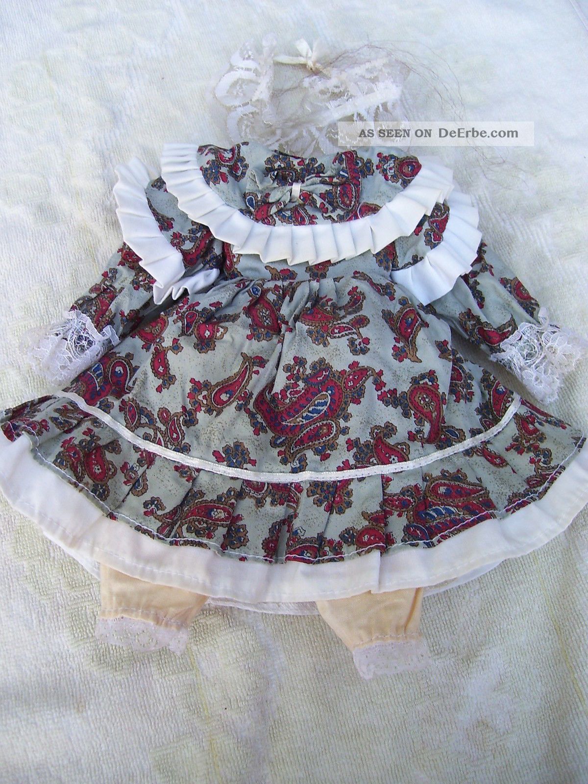 Alte Puppenkleidung Green Red Fine Dress Outfit Vintage Doll Clothes 35 Cm Girl Original, gefertigt vor 1970 Bild