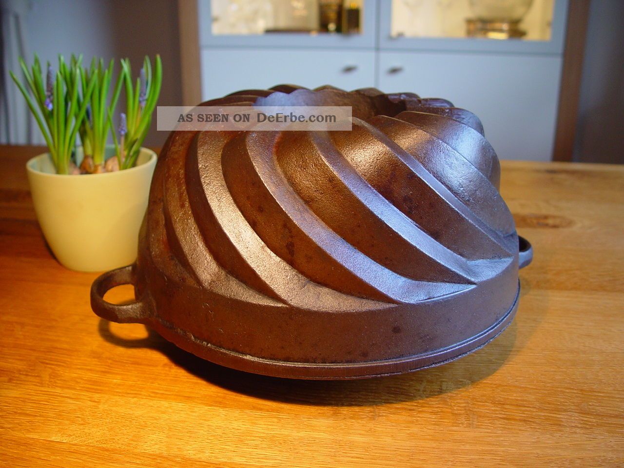 Bundt Pan Cake Cast Iron Cast Iron Bundt Cake Huge Big Swirl Gugelhupf Backform Bäcker & Konditor Bild