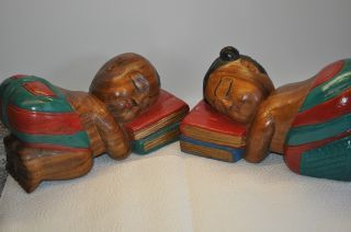 Buchstützen Aus Holz,  Schlafende Kinder - Buddhas - Mädchen Und Junge Bild