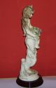 G.  Armani Figur Lady Mit Blumenvase Capodimonte Florence Nach Form & Funktion Bild 3