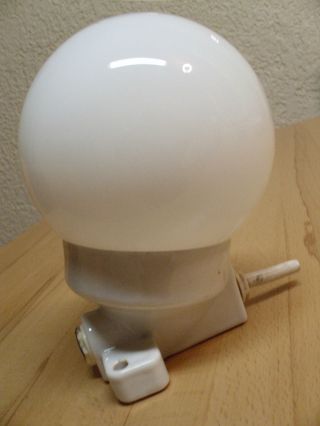 Runde Schräg Glaskolbenlampe Hof - Lampe Stall - Leuchte Keramik Antik Loft Bauhaus Bild
