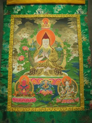 Sehr Fein Buddha Thangka Padmasambhava/guru Rinpoche In Brokat Tibet 111x64 Cm Bild