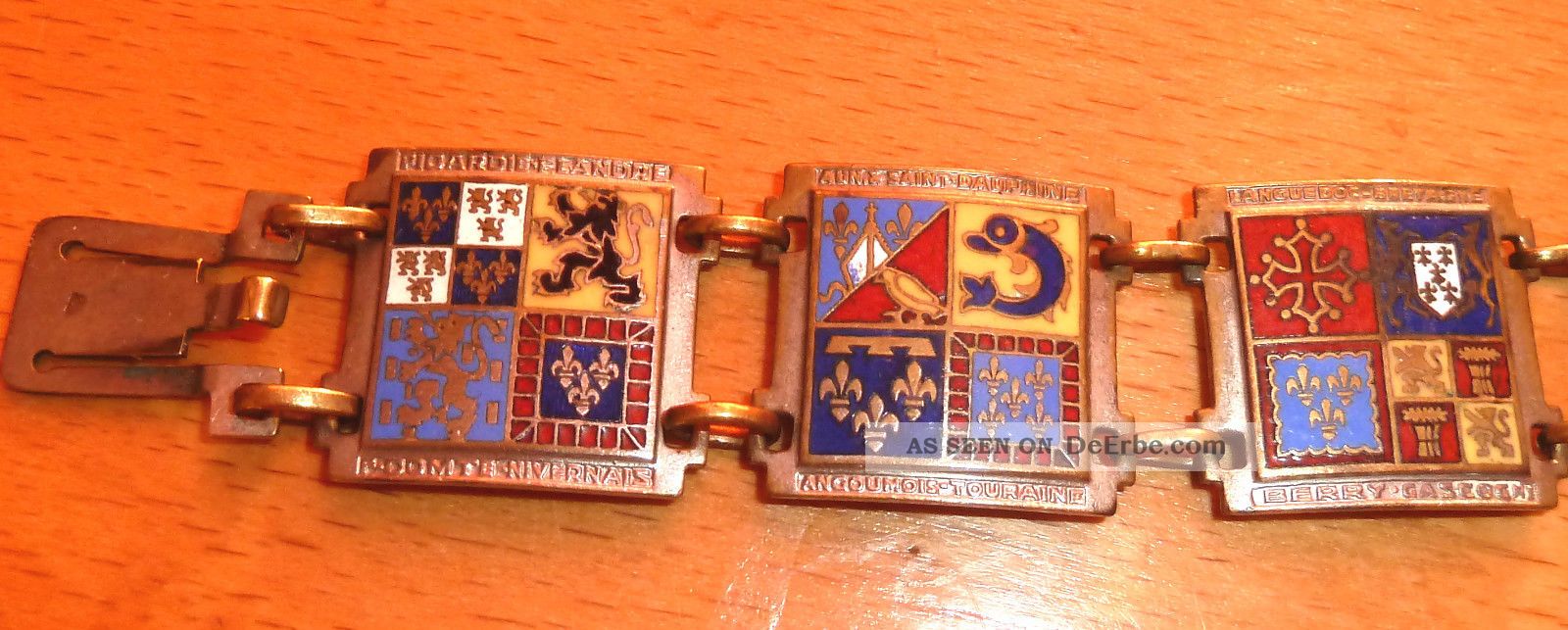 RaritÄt: Großes Armband,  Metall Und Emaile,  Außergewöhnlich,  Individuell,  Wappen Broschen Bild