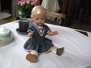 Schöne Puppe Christel Von Schildkröt,  Gr.  34 Unbespielt. Bild