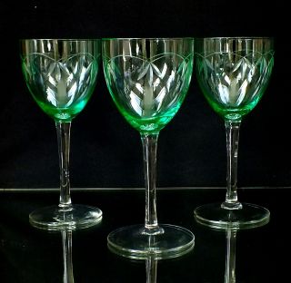 3 Art Deco,  Uran,  Urangläser Weingläser Glas Antikglas Römer Kristall Grün Bild