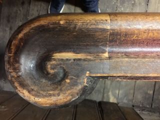 Antiker Holzhandlauf,  Treppengeländer Bild