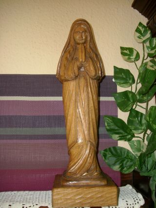 Gr.  Holzfigur - Heiligenfigur - Betende Madonna - Geschnitzt - 40 Cm - Deko - Bild