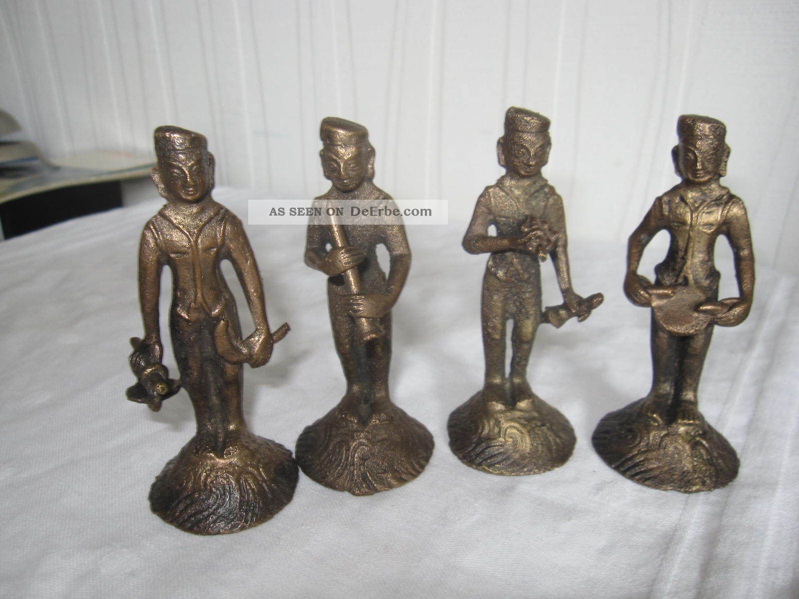4 Bronze Figuren Mit Instrumenten - Handarbeit Ca.  9 Cm. Ab 2000 Bild