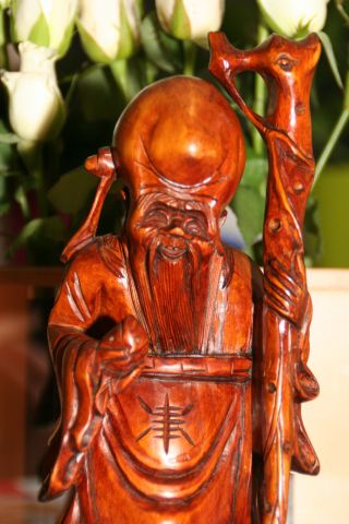 Vintage Holzfigur,  Mönch,  Buddha Mit Kutte & Stock,  Asiatische Schriftzeichen Bild