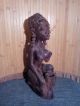 Afrikanische Holzfigur Entstehungszeit nach 1945 Bild 3