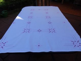 Tischdecke Mit Hardanger Handarbeit - - Weiß / Rosa 105 - 157 Cm Bild