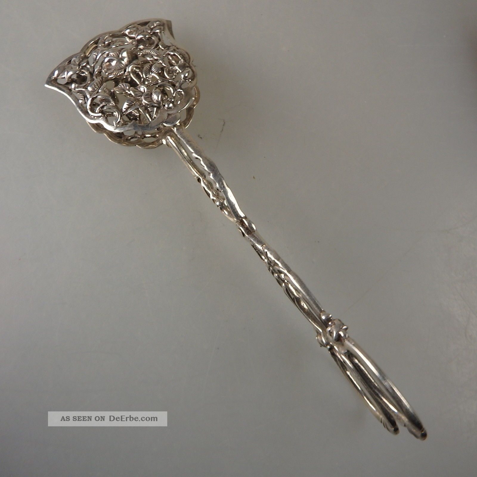 Filigrane Gebäckzange Rosen 835er Silber 45 Gr.  (38351) Objekte nach 1945 Bild
