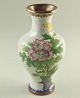 Bezaubernde Cloisonne - Vase,  Blütendekor,  Fein Gearbeitet,  Höhe 24 Cm. Entstehungszeit nach 1945 Bild 1