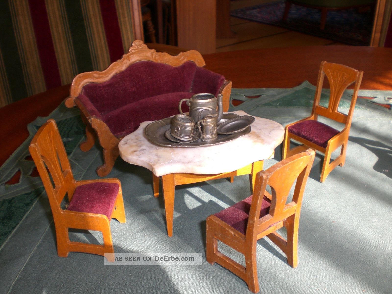 Altes Sofa Mit Marmortisch Und Stühlen Von 1900 Original, gefertigt vor 1970 Bild