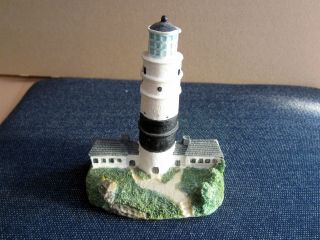 . Leuchtturm Miniatur.  Hoch Ca.  11 Cm,  Aus Polyresin,  Handbemalt. Bild