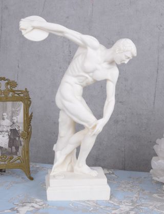 Diskobolos Alabaster Männerakt Diskuswerfer Figur Antike Einzelstück Bild