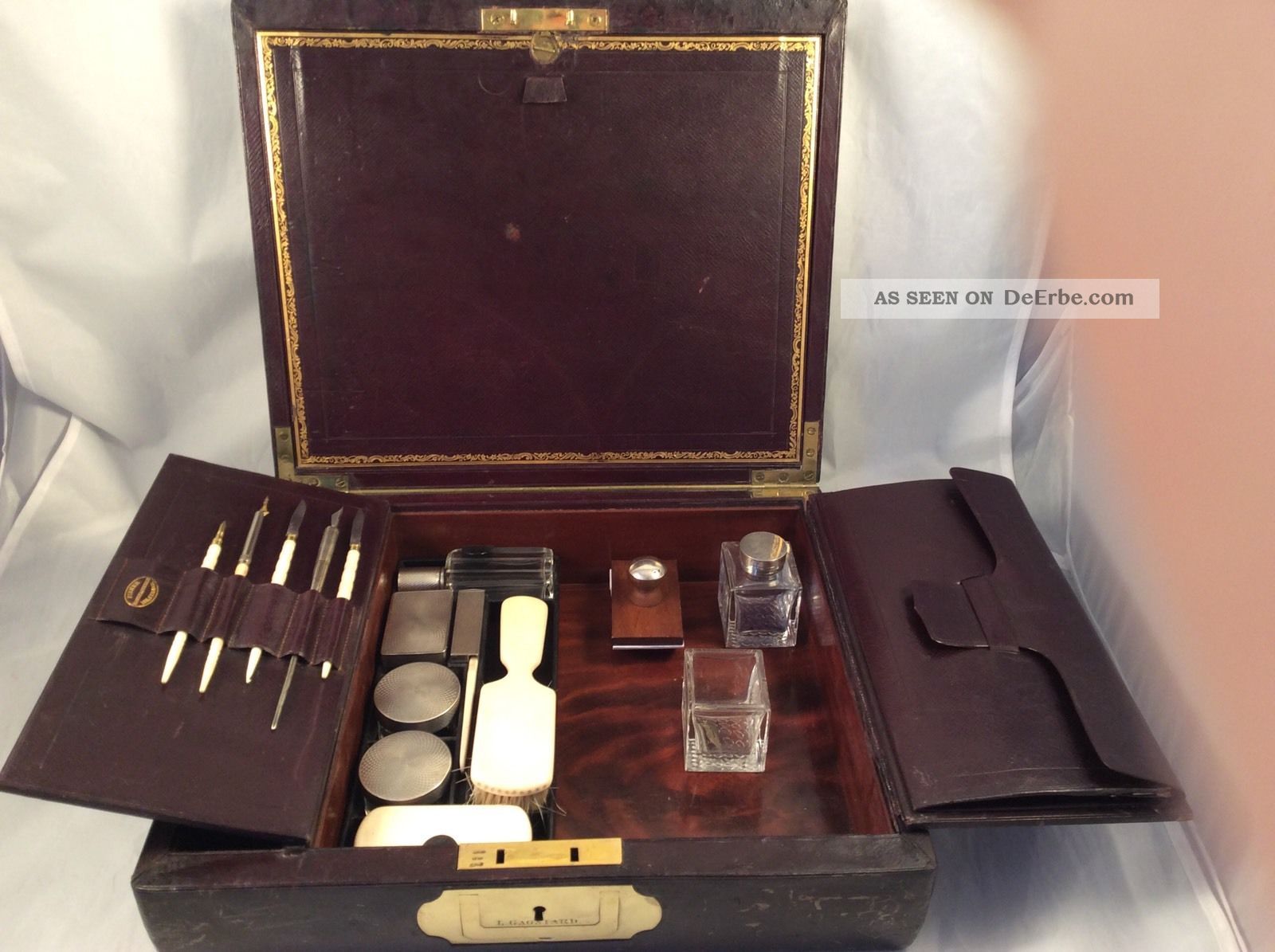 Antiker Leder - Reisekoffer,  Necessairekoffer,  Frankreich Um Accessoires Bild